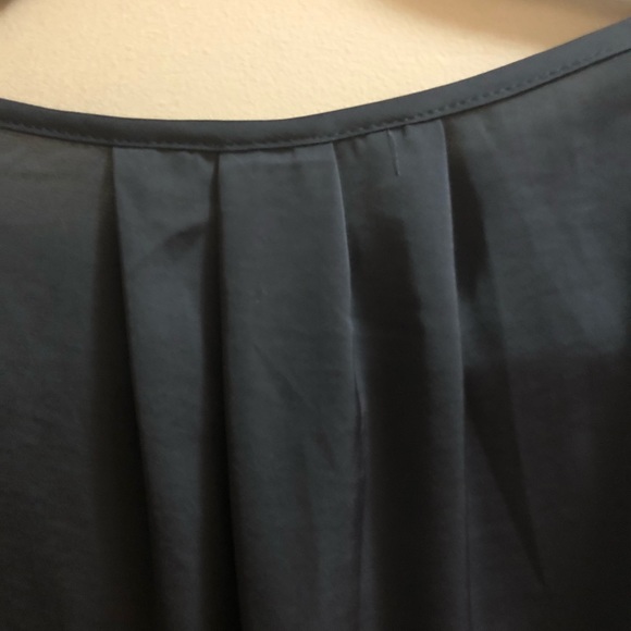 H & M Conscious silky top dark gray size 8 - Picture 4 of 6